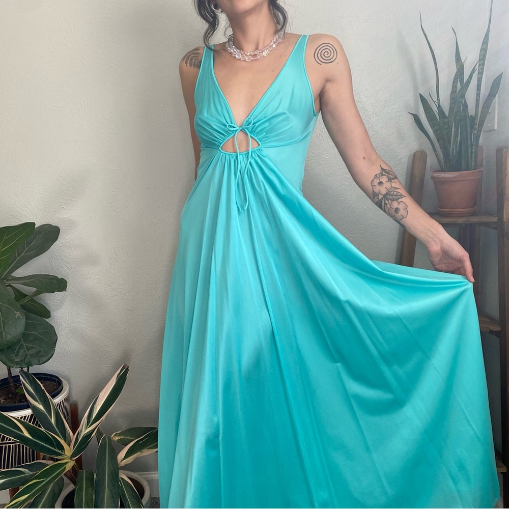 Olga Aqua Blue Vintage Nightgown with Keyhole Front